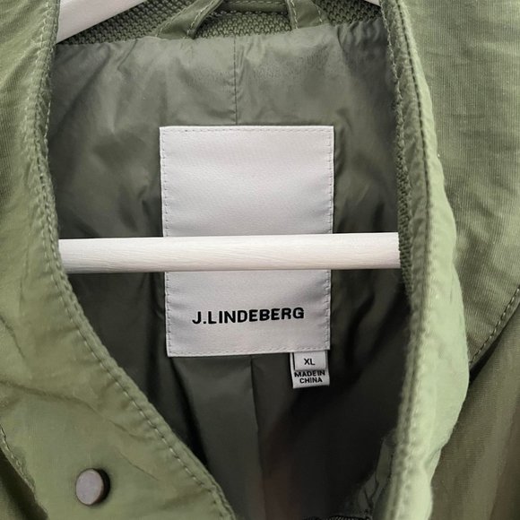 J. Lindeberg Travis Harrington Jacket - Picture 2 of 3